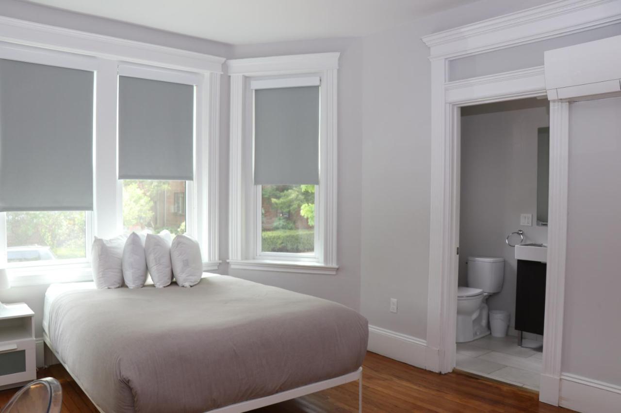 A Stylish Stay W/ A Queen Bed, Heated Floors.. #18 Brookline Zewnętrze zdjęcie